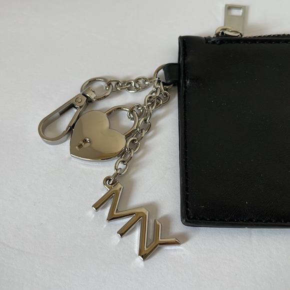 MARC NEW YORK ** ANDREW MARC** LEATHER WALLET - Picture 2 of 4